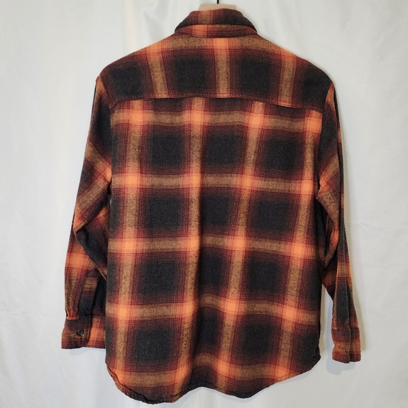 Old Navy Women's The Boyfriend Shirt Sz M Orange Black Plaid Swiftie Flannel‎ - Picture 7 of 8